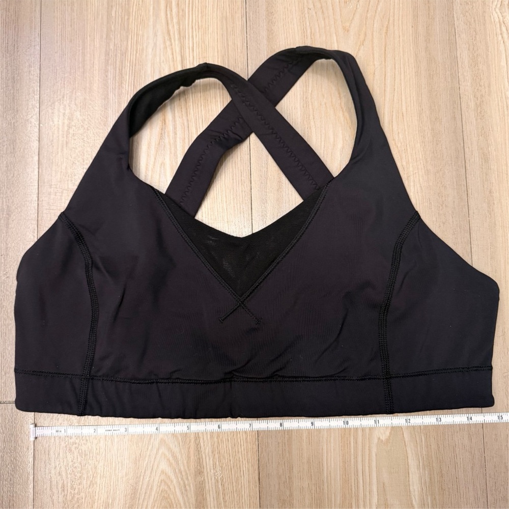 Lululemon Crossback Sports Bra Women’s 12 Athleisure Athleisure Gym Workout Yoga